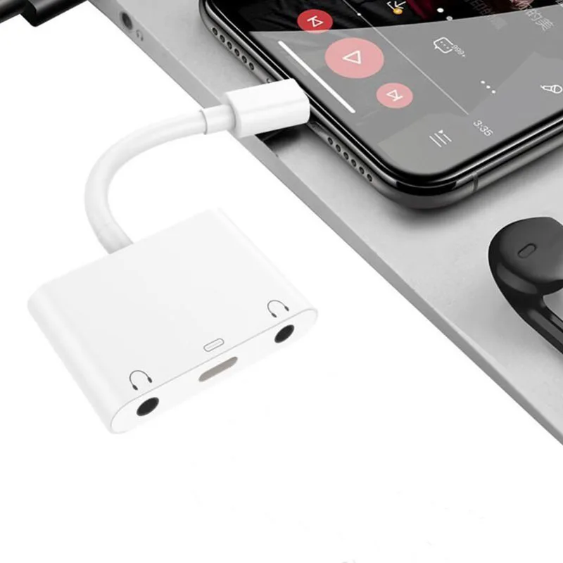 1 Charge+ Double 3.5 Audio Adapter for iPhone X 7 8 Plus iPad 4 Charge Audio Adapter Cable Conveter - Color: White