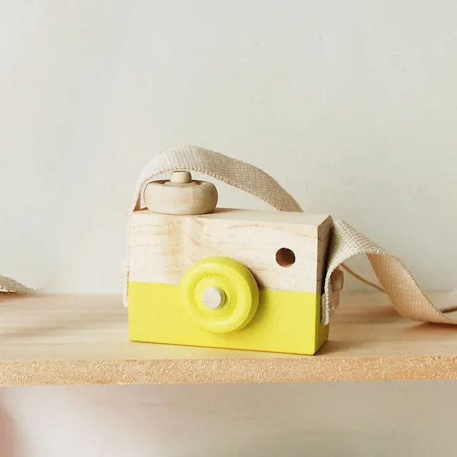 DIY Wooden Toy Camera Baby Kids Hanging Camera Pendant Developing Montessori Learning Educational Toy for Children Birthday Toy 4