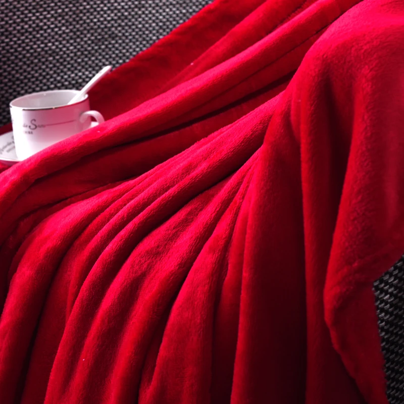 Красное фланелевое одеяло мягкое пледы одеяло на диван кровать самолет путешествия пледы домашний текстиль для взрослых однотонное одеяло путешествия одеяло