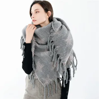 

Autumn and Winter New Cross-border Special Heating Sales Euro-American Fashion Heating and Thickening Star Shawl
