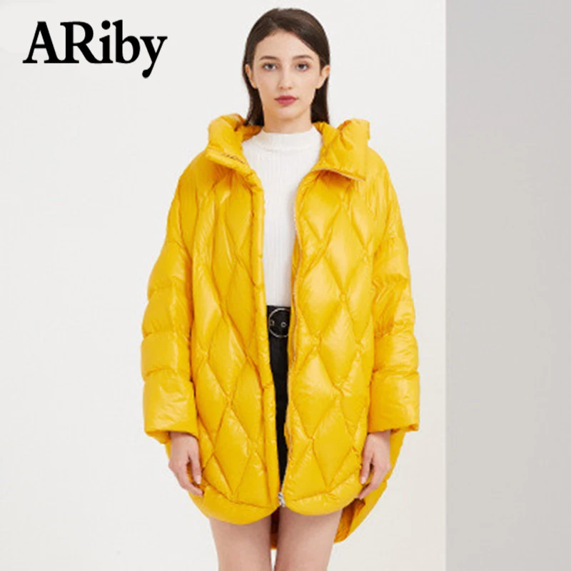 ARiby Модная легкая пуховая куртка 2019 зимняя новая теплая Женская длинная на 90%
