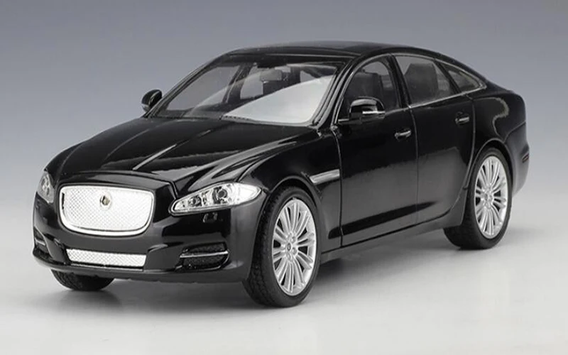 1/24 соотношение Jaguar XJ-2010 классический сплав литье статическая модель коллекция мебели бутик игрушка автомобиль подарок на день рождения