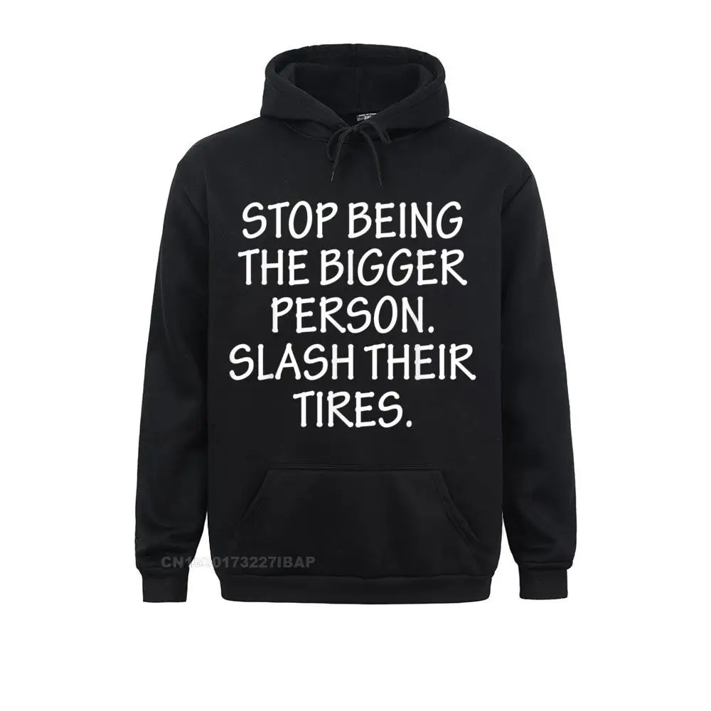 thumbnail image 1 of Deja de ser la persona más grande. Corta sus neumáticos. Sudaderas con capucha únicas para estudiantes de otoño. Ropa deportiva de fitness. Oferta de sudaderas 2021, 1 of 4
