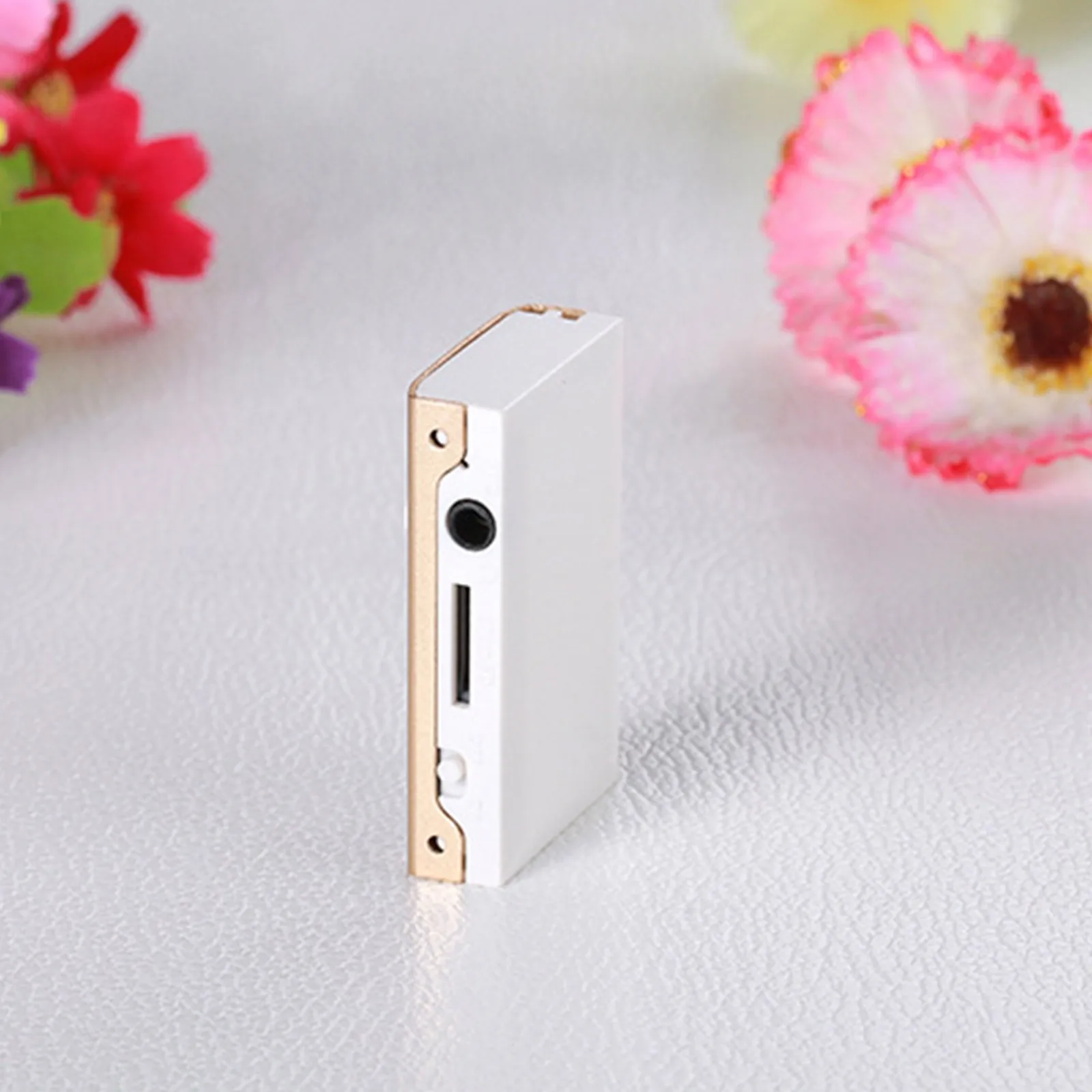 Portable Mp3 Music Player Retro Digital 1.2 Inch Monochrome Screen Mini Mp3 Players Supports Tf Card Sport Walkman For Child