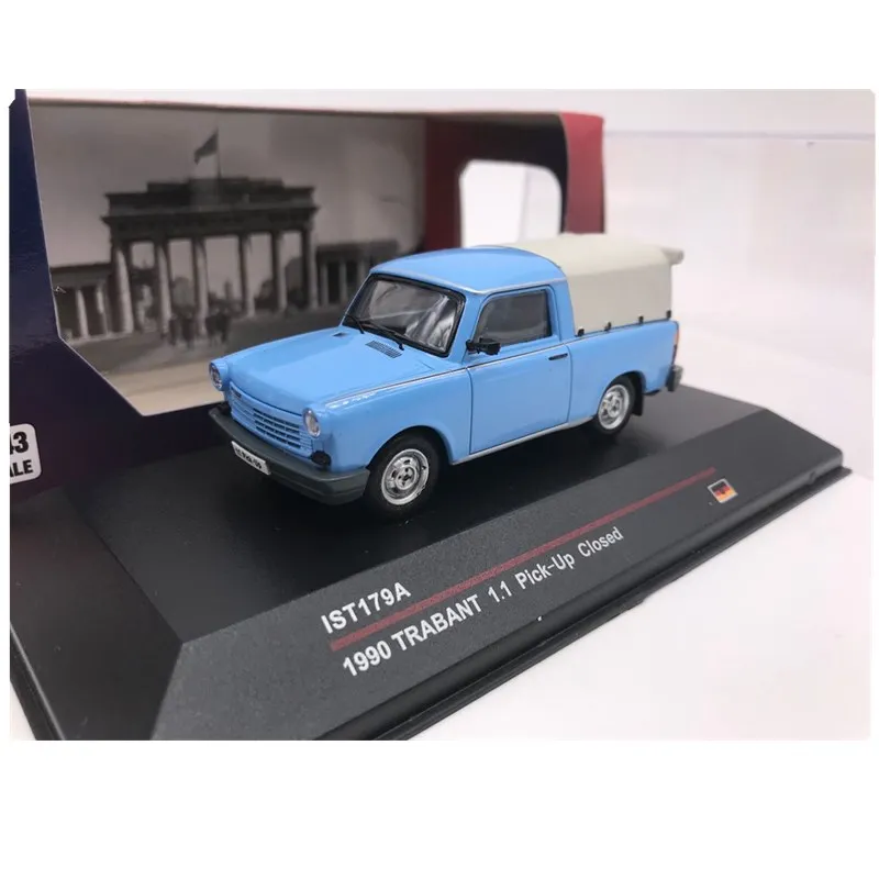 IST 1:43 сплав модель автомобиля 1990 трабант 1 металлическая игрушка коллекция