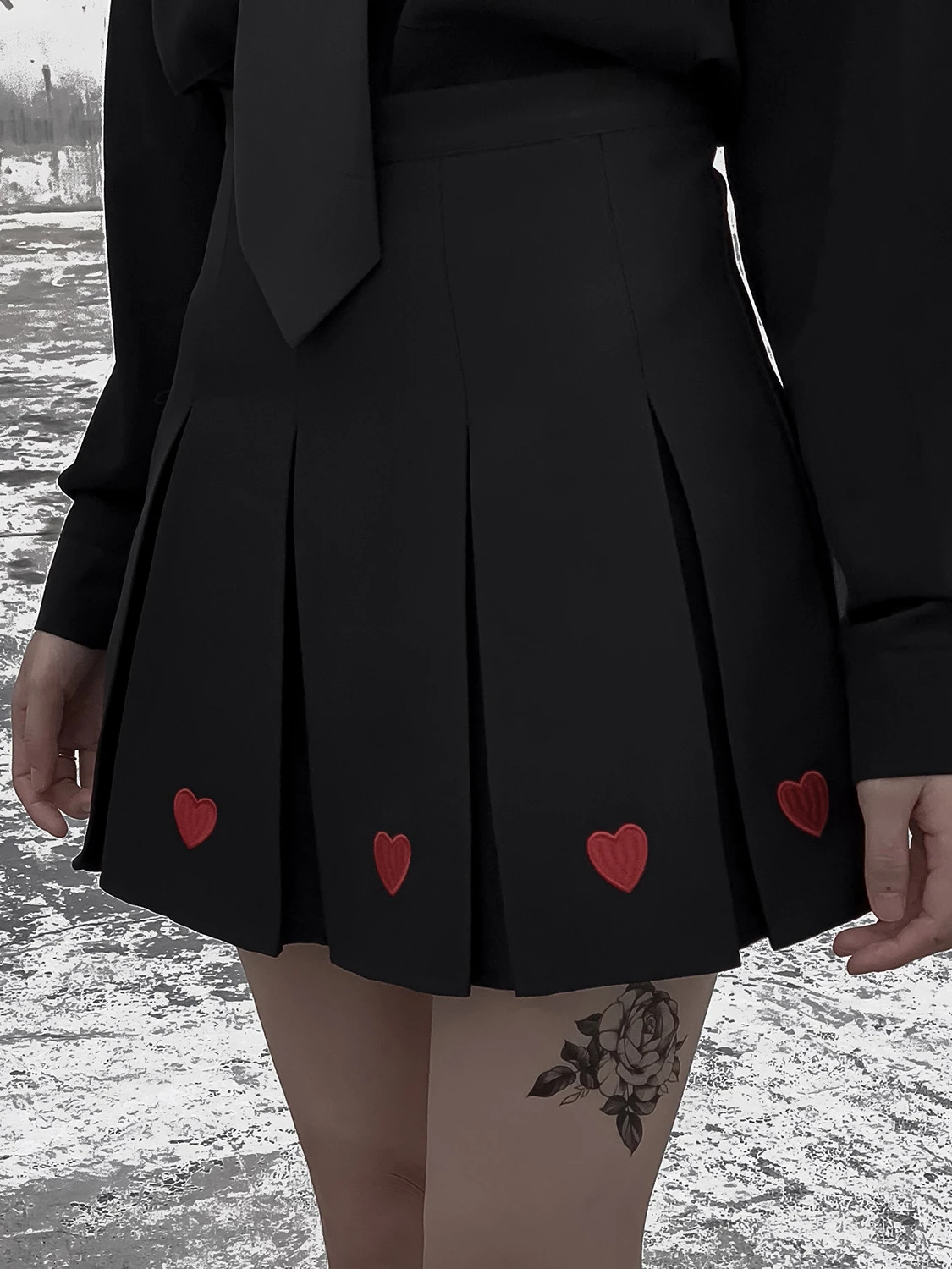 

2020 Spring New Fashion Harajuku Fashion High Waist Pleated Love Embroidery Skirt Woman Heart A Line Mini Skirts