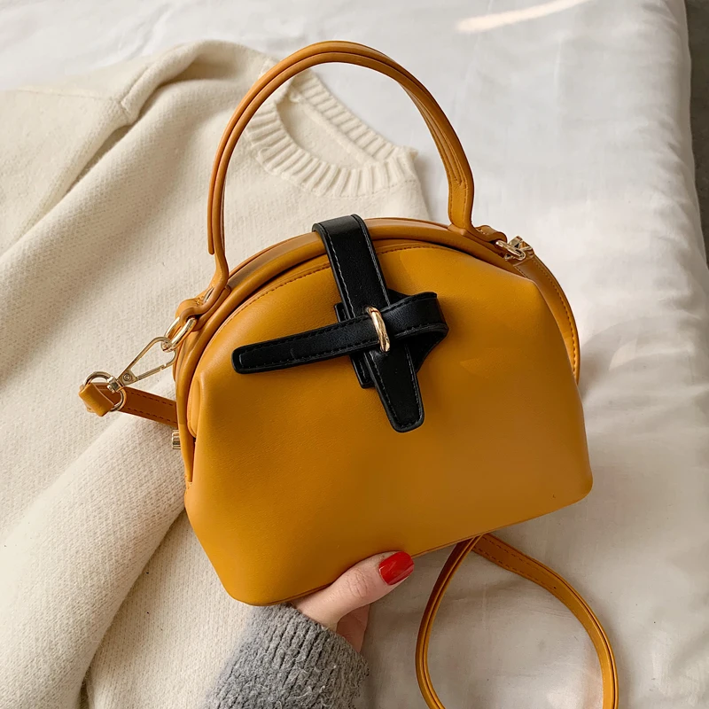 

French niche bag ladies bag 2020 new wave Korean version of the wild messenger bag European and American fashion handbag