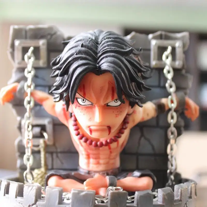 

Ollie Anime One Piece Top War Prisoners Ace Boxed Garage Kit Model Ornaments