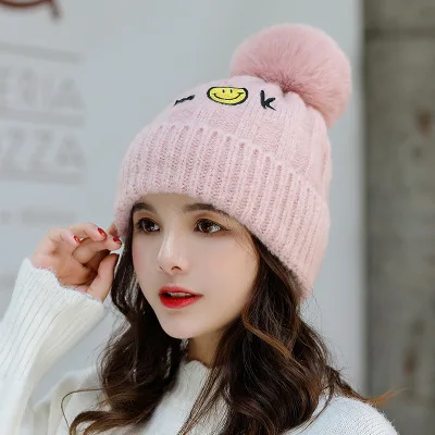 YOYOCORN Korean version of autumn and winter wool hat outdoor plus velvet thick warm hat letter ladies ear ear ball knit cap - Color: Pink