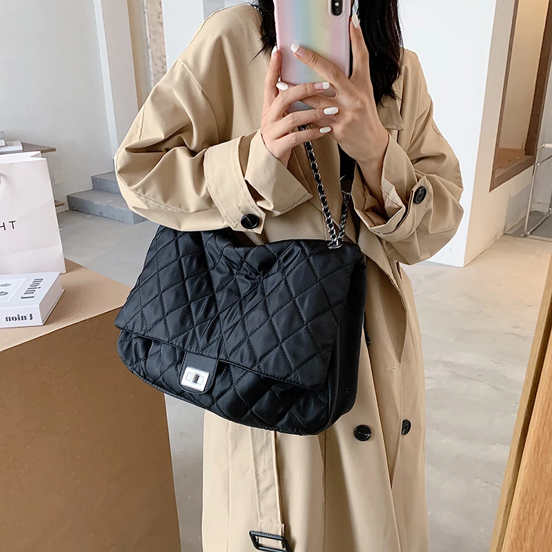 

Vintage Large Capacity Women Shoulder Bags Designer Diamond Lattice Tote Crossbody Bag Retro Lingge Oxford Mesenger Bag Purses