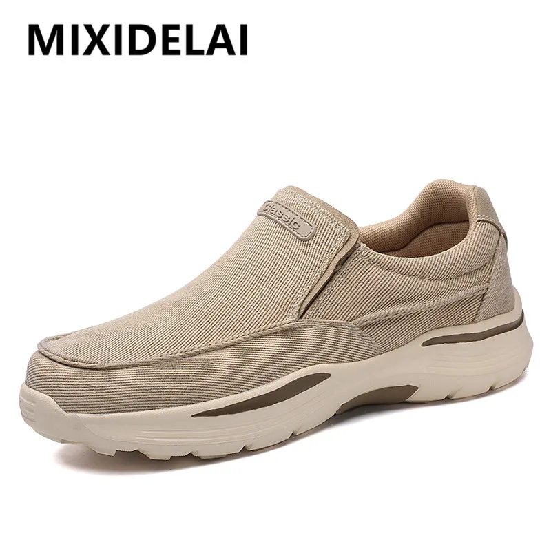

Men's Canvas Vulcanized Shoes Breathable Loafers New Comfortable Men's Shoes Outdoor Walking Shoes Lightweight Men Sneakers