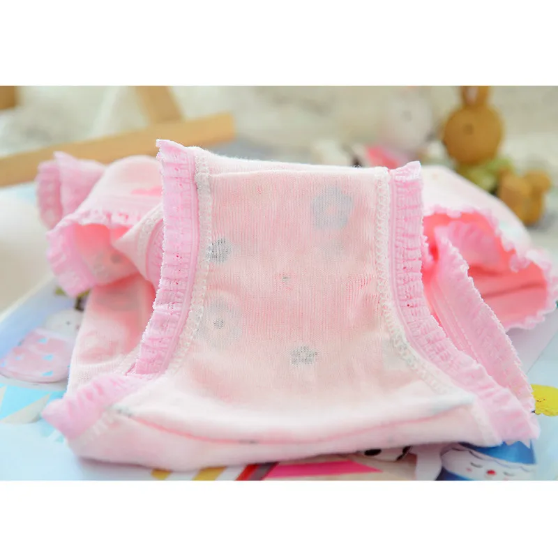 2 шт./упак. нижнее белье для маленьких девочек хлопковые трусы с изображениями героев мультфильмов, с принтом короткие трусы, детские трусы Костюмы аксессуары