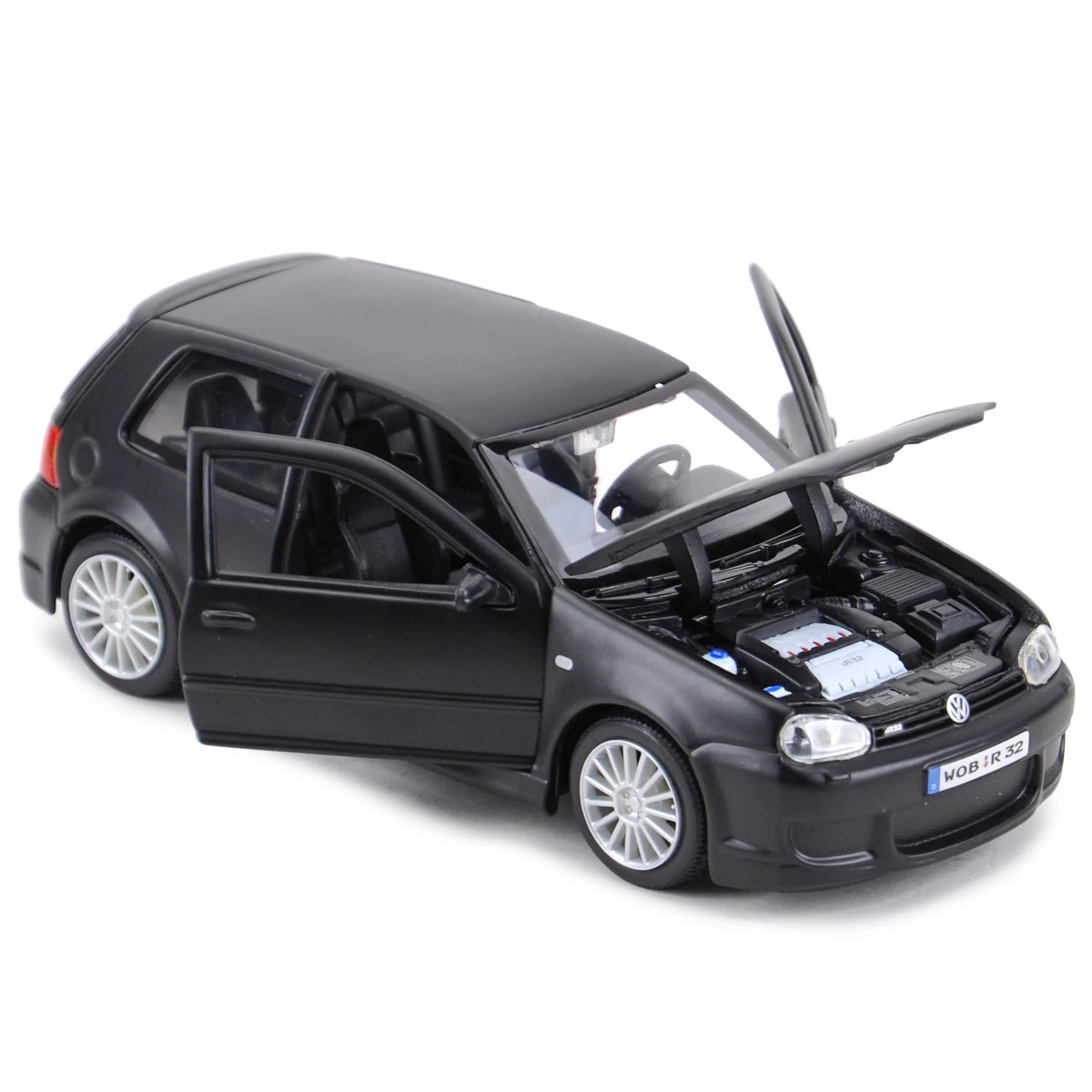 Maisto 1:24 Volkswagen Golf R32 Vehicle Static Die Cast Vehicles  Collectible Model Car Toys