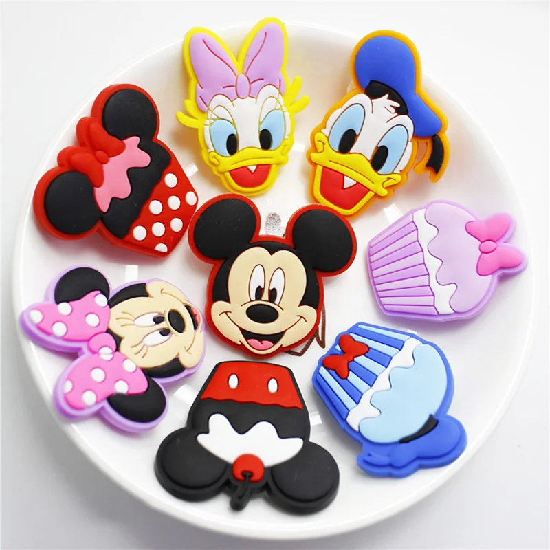 

1Pcs Cute Cartoon Minnie Badges Backpack Acrylic Badges Clothes Icons On Backpack Pin Brooch Kids Accessories