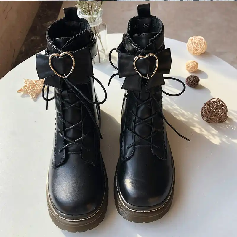 vintage round head martin boots