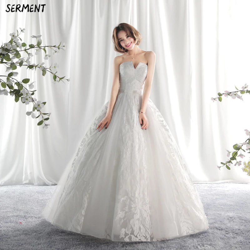 

SERMENT Elegant Long Sleeve Floral Print Wedding Dress Lacework Floor-Length Suitable for Garden Church Beach Wedding Plus Size