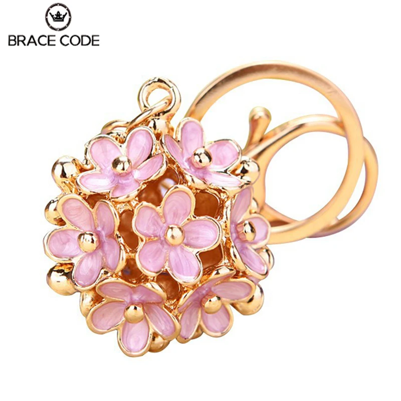 

Spring Fine bag car keychain women Three-dimensional Hollow Five-leaf Clover/daisy Flower Car key Pendant Small Gift Rhinestone