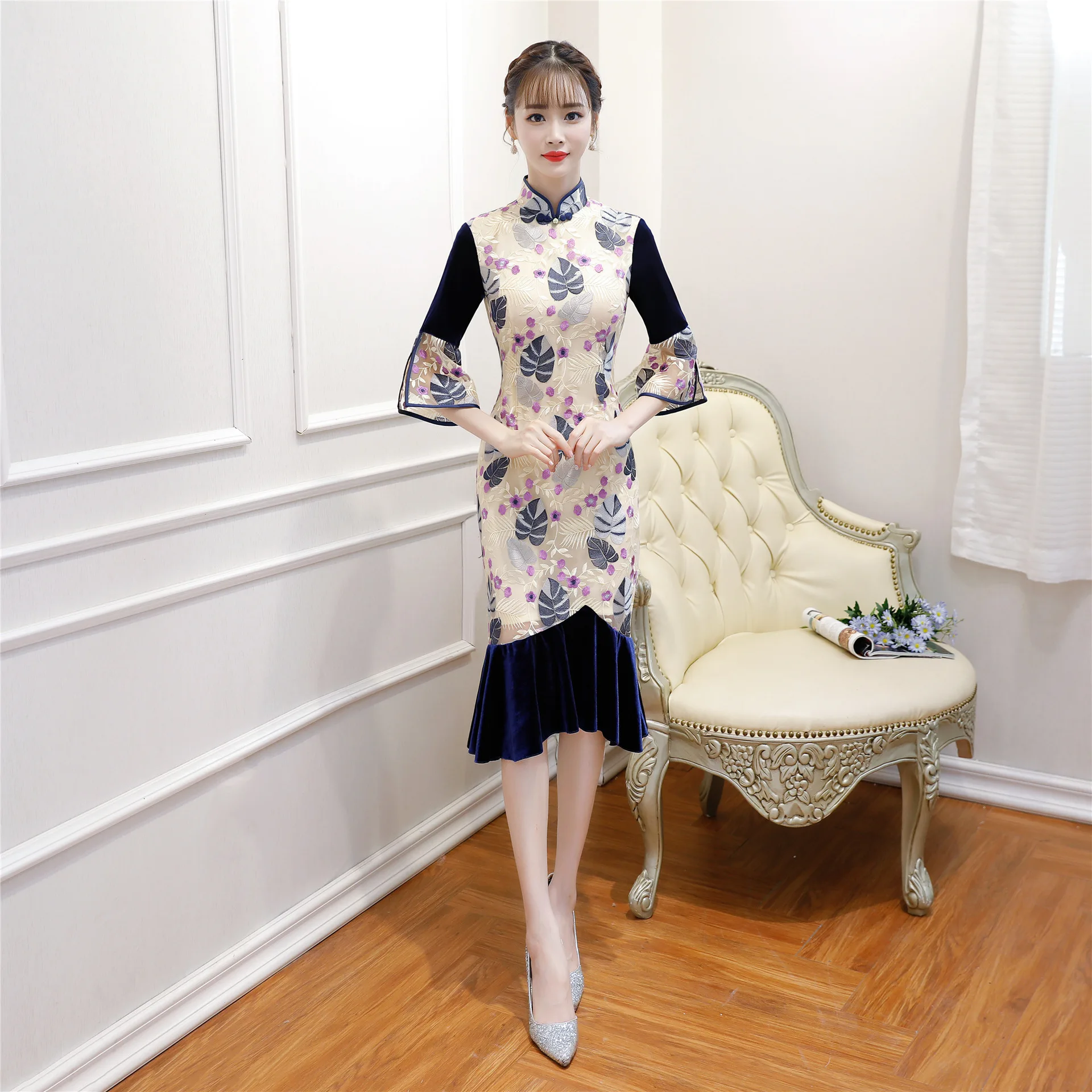 

Open Rain 2019 Autumn And Winter New Style Origional Velvet Embroidered Joint GIRL'S Cheongsam Elegant GIRL'S Cheongsam