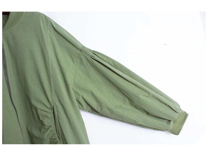 [EAM] Свободная плиссированная куртка большого размера, армейская зеленая куртка, новинка, стоячий воротник, длинный рукав, Женское пальто, модное, Осень-зима, 19A-a40