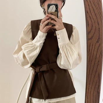 

Korea Minimalist Doctrine Retro Crew Neck Bandage Cloth Waist Hugging Waistcoat + Loose-Fit Solid Color Pleat Puff Sleeve Shirt