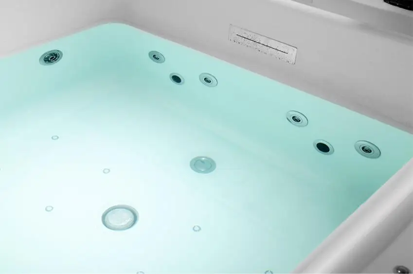 Description Picture 4 of item1860mm Surfing Fiberglass Seamless Joint Whirlpool Intelligent Double Person Bathtub Acrylic Hydromassage  Tub N004