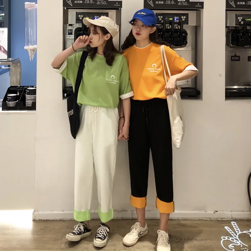 

Hot Selling 2020 Summer Korean-style WOMEN'S Two-piece Suit Fashion Short Sleeve T-shirt Tops Women's + Straight-Cut Casual Capr