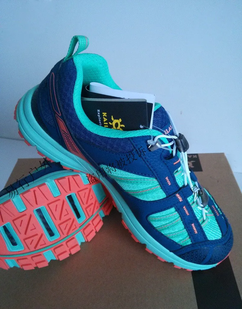 ladies road running shoes