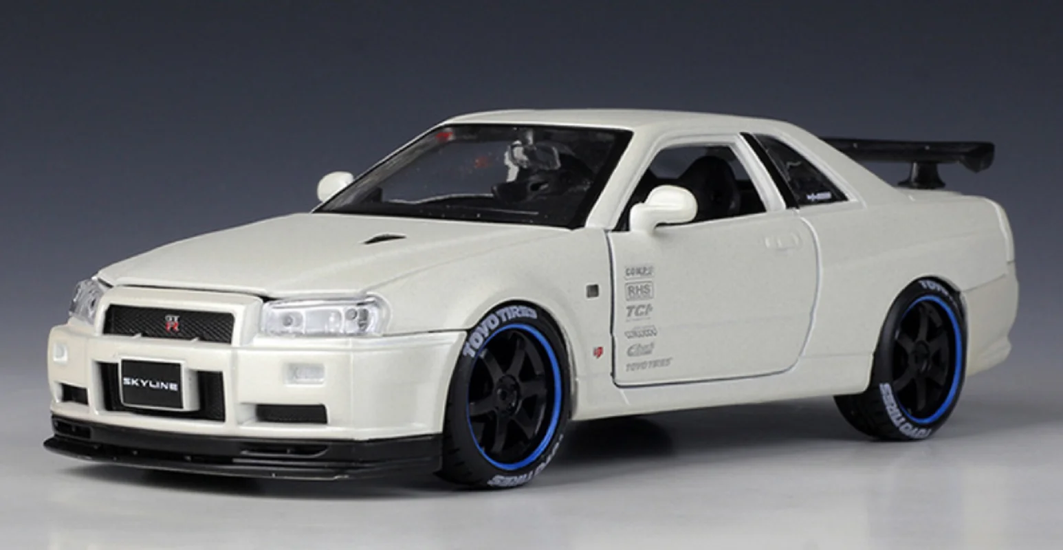 Details about   Maisto 1:24 Nissan Skyline GT-R R34 Diecast Model Car New White 