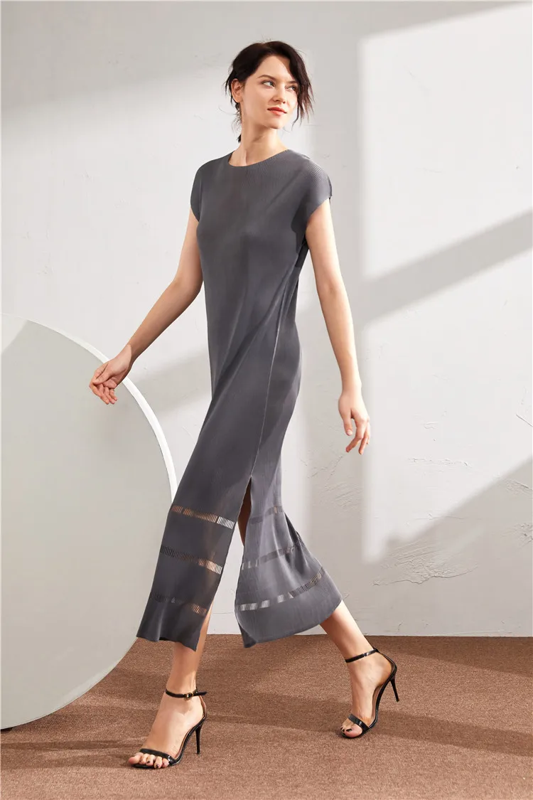 

HOT SELLING Miyake fold splicing hollow out dress short sleeve o-neck Hem slit dress IN STOCK