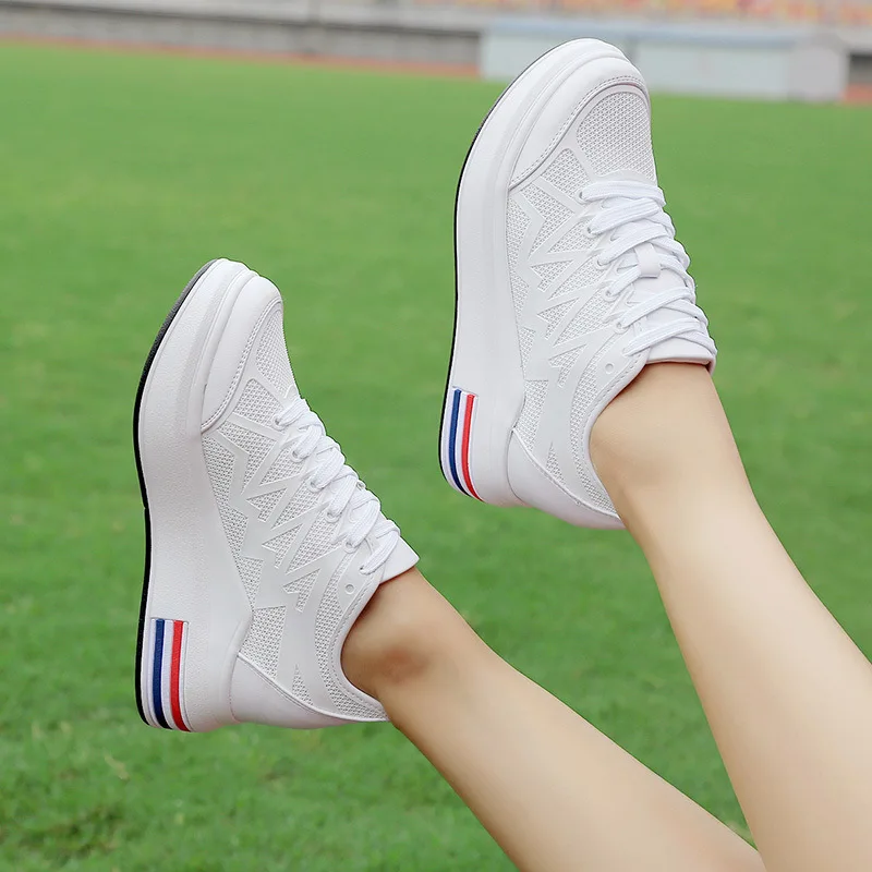 

2019 Spring And Autumn New Style Elevator Casual Women's Athletic Shoes Breathable Versatile Platform Thick Bottomed Mesh WOMEN'