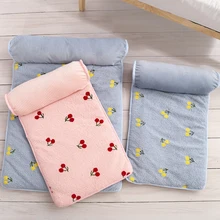 

Winter Dog Bed Cat Mat Warm Pet Mat Blanket Breathable Small Large Dog Bed Sofa Washable Cold Portable Travel Puppy Supplier