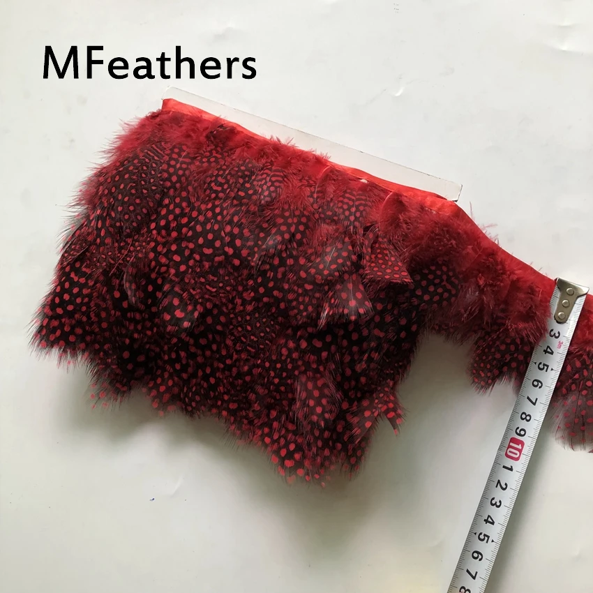 

Украшение из натуральных перьев цесарки, 5 см, 10 ярдов