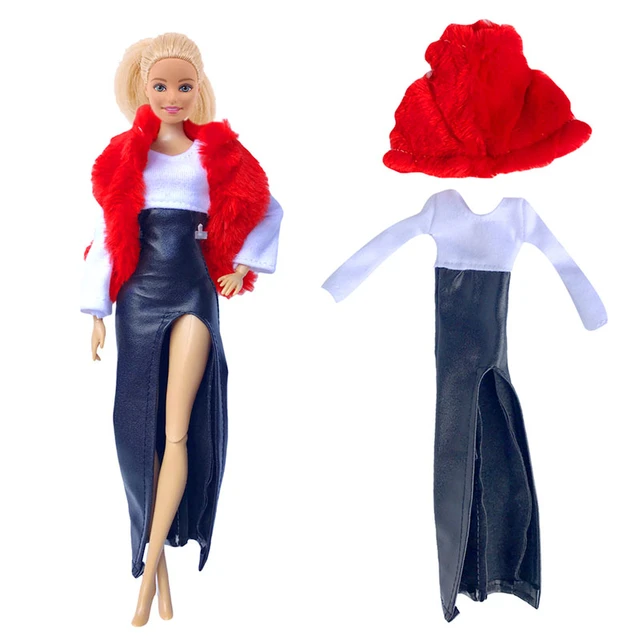 Roupinhas e Sapatos Compatíveis com Bonecas Barbie e Frozen - Vestidos de  Festa Casaco de Pelúcia - Sheilinha Confecção - Roupa de Boneca - Magazine  Luiza