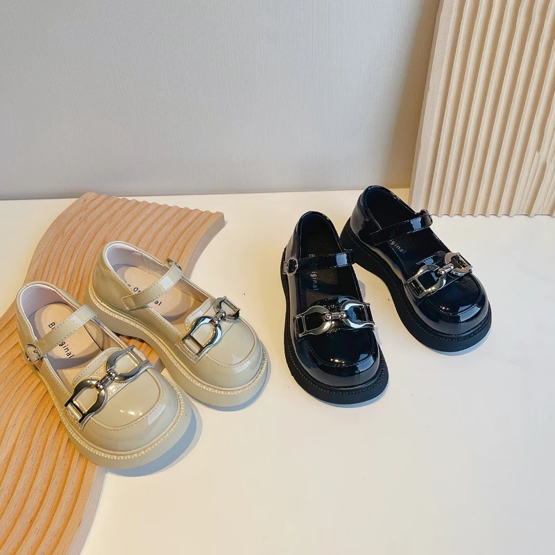 

Children's shoes kids fashion shoes kids shoes for girl kids shoes for boys Spring & Autumn Unisex casual shoes shoe with light