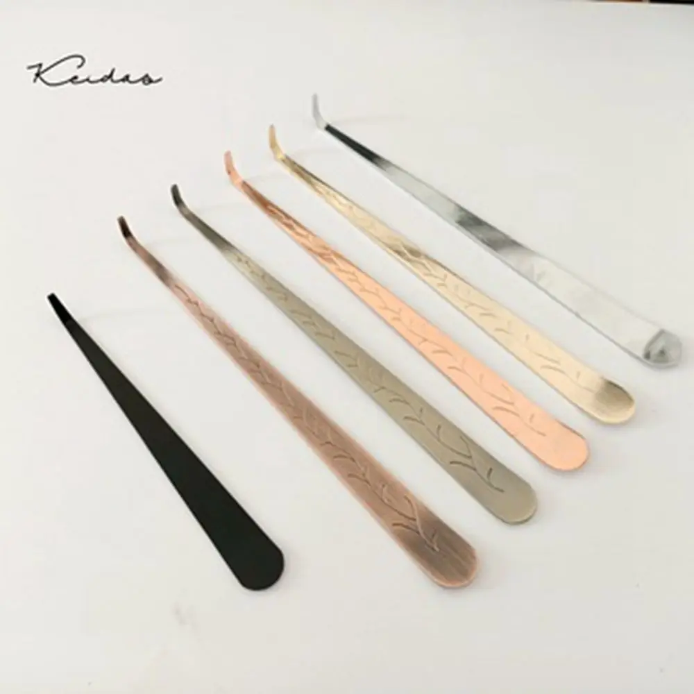 Brand New Elegant  Carved Patterns Stainless Steel Hook Put Out Extinguish Wick Dipper Candle Snuffer Tool For Scented Candles