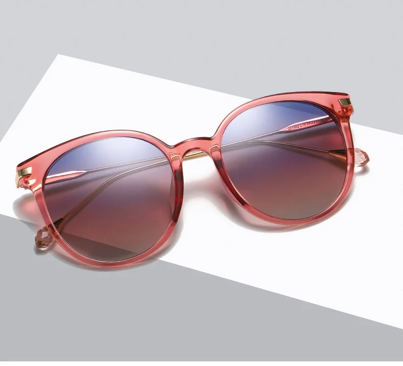 Женские поляризованные зеркальные металлические солнцезащитные очки UV400 Черный Серый Коричневый Красный RFT201952N