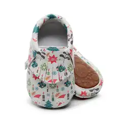 Рождественская Детская обувь на твердой подошве с цветочным принтом; мокасины из искусственной кожи с бахромой и бантом для новорожденных;