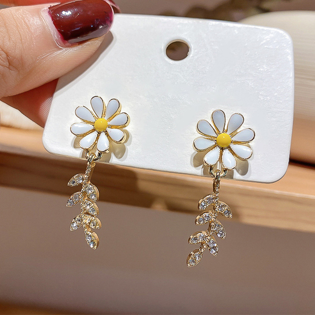Korea Sweet Cute Flower Crystal Temperament Geometric Shiny Zircon Earrings Statement Earrings for Women Girl Pendientes