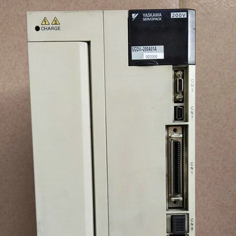 Используется протестированный рабочий SGDV-200A01A/SGDV-200A01A002000 сервопривод