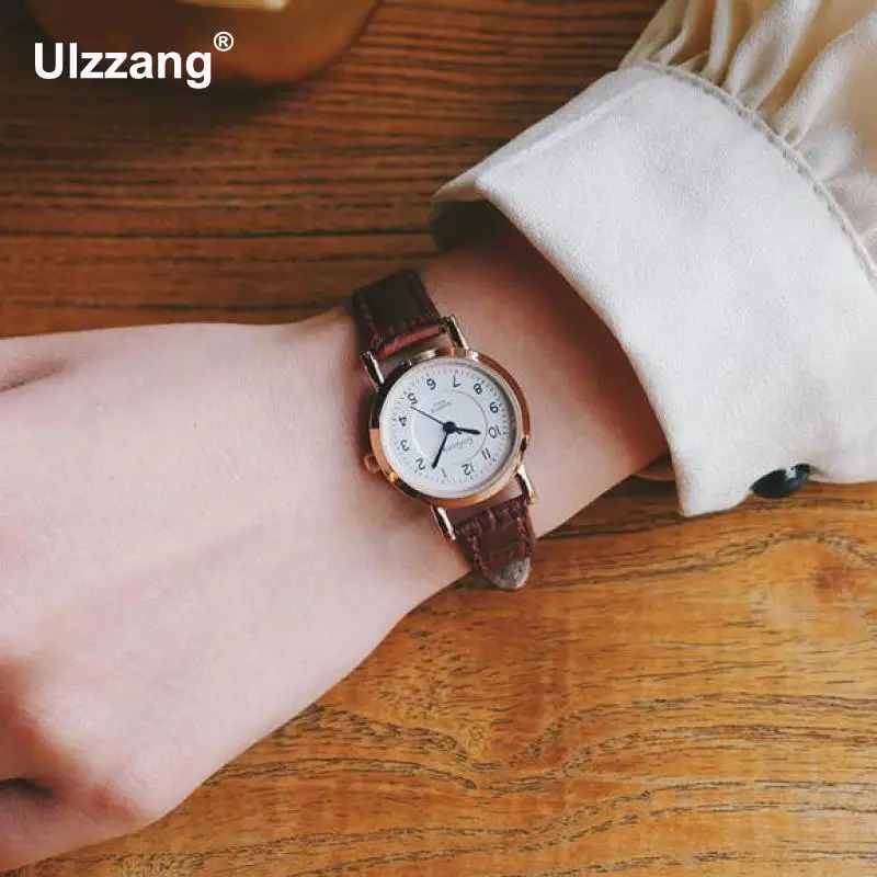 

Luxury Black Red Brown Quartz Women Watch Simple Small Round Dial Watch Classic Ladies Watch Quartz Watch Relojes Mujer 2018