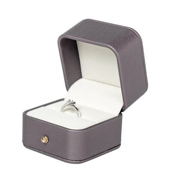 

Hot-selling High-grade Gray Flat Square Pu Leather Jewelry Box Necklace Ring Earring Bracelet Packaging 5 Series Available