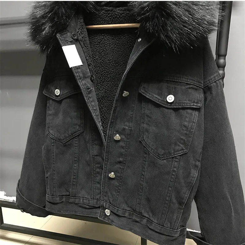 awesome  Winter Big Fur Collar Lambswool Lining Denim Jacket Women Thick Warm Black Short Jeans Jacket Loose