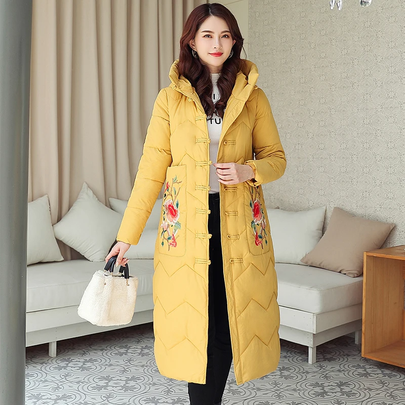 Элегантные теплые парки с длинными рукавами на пуговицах, Женская куртка с вышивкой, новинка года, модная зимняя длинная куртка с капюшоном, пальто большого размера - Цвет: Цвет: желтый