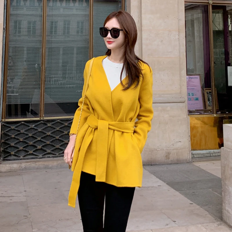 Yellow H Han queen, одноцветное пальто с v-образным вырезом на шнуровке, Короткое женское пальто, зима, повседневный Тренч в Корейском стиле, OL, милые прямые тренчи - Цвет: Yellow