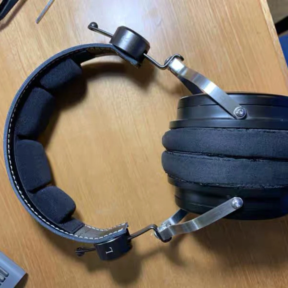 DIY полная металлическая гарнитура с головным пучком, сменная металлическая головная повязка, поролоновые амбушюры для Denon AH D1100 A100, накладки для наушников