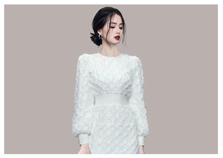 فستان برقبة دائرية أبيض أنيق بسيط للنساء فساتين ضيقه تصاميم كوريه جديد فساتين العيد لعام