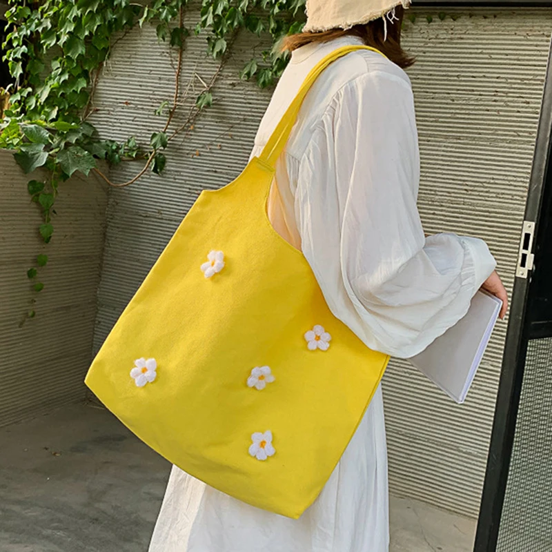 

LKEEP Japanese Cute Girl's Tote Large-capacity Shoulder Bag College Wind Flower Decorative Canvas Bags Casual Shopping Handbag