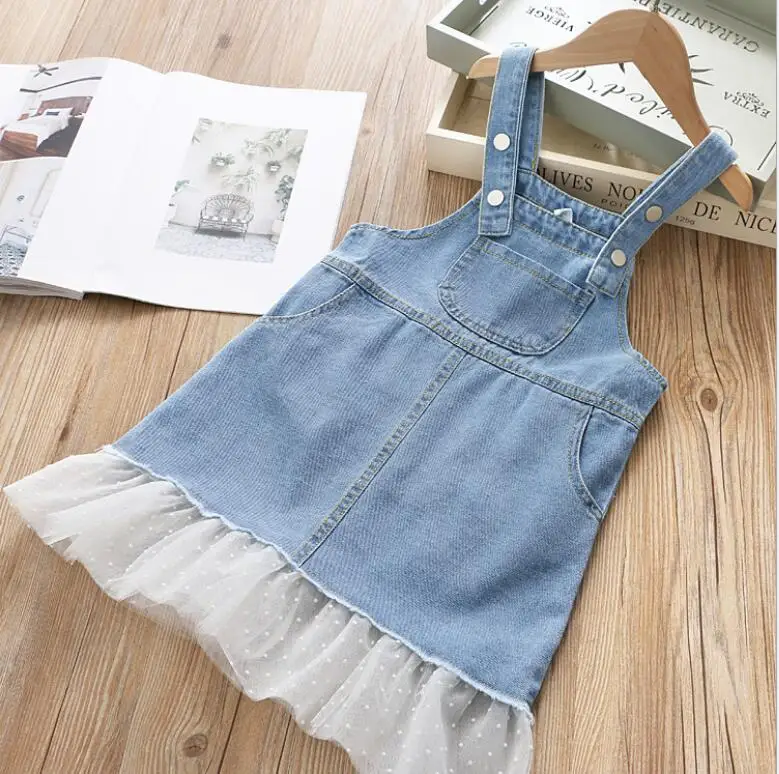 Новинка года; сезон весна; Детские сетчатые джинсовые платья на подтяжках; милая одежда принцессы для девочек; 5 шт./партия;