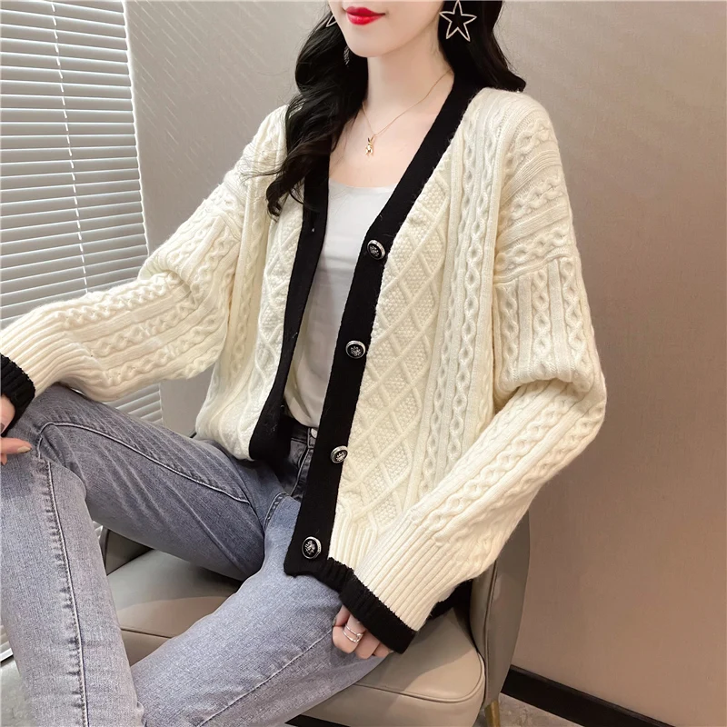 

19677 real shot solid color twist collar color matching knitted cardigan 54