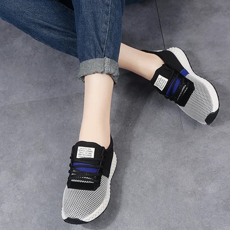 Breathable Mesh Running Shoes Comfortable Flat Platform Shoes Women Casual Lace-up Sneakers Women Flats Autumn Women Shoes